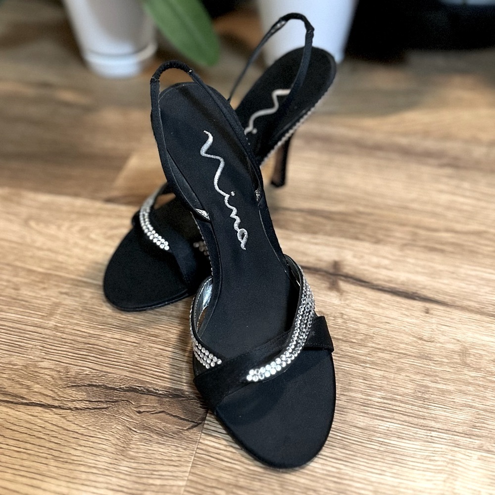 NINA black satin sling back sandal with clear accent crystals (all there) size 6
